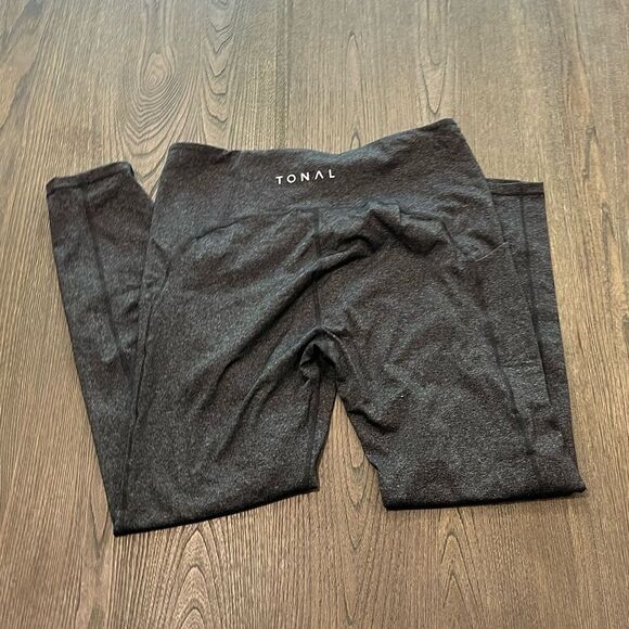 NWOT Tonal Womens Gray Athletic Leggings Size 3X - Picture 6 of 10